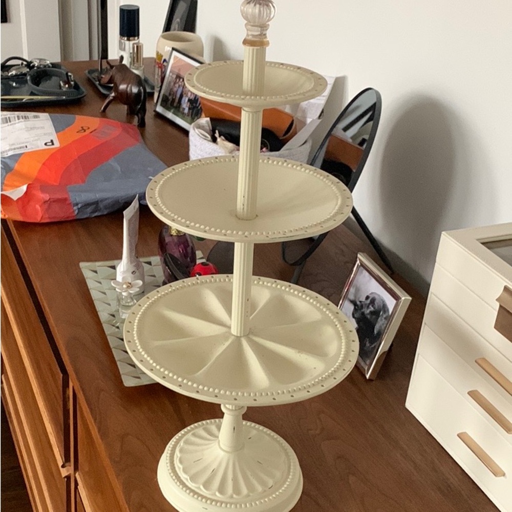 Three tier jewelry holder hanger